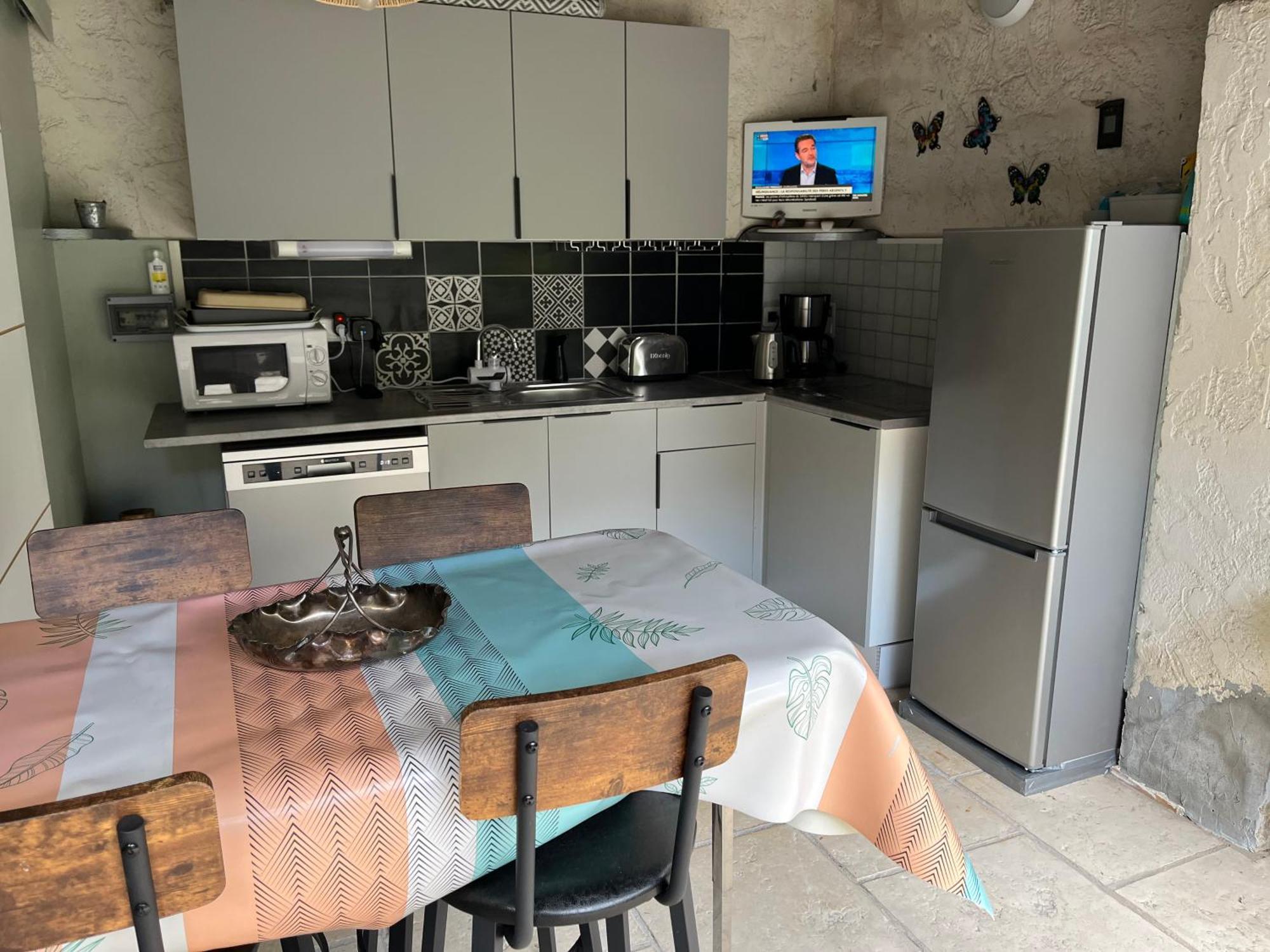 Chambres Hotes Chez Chris Roquemaure  Exterior photo
